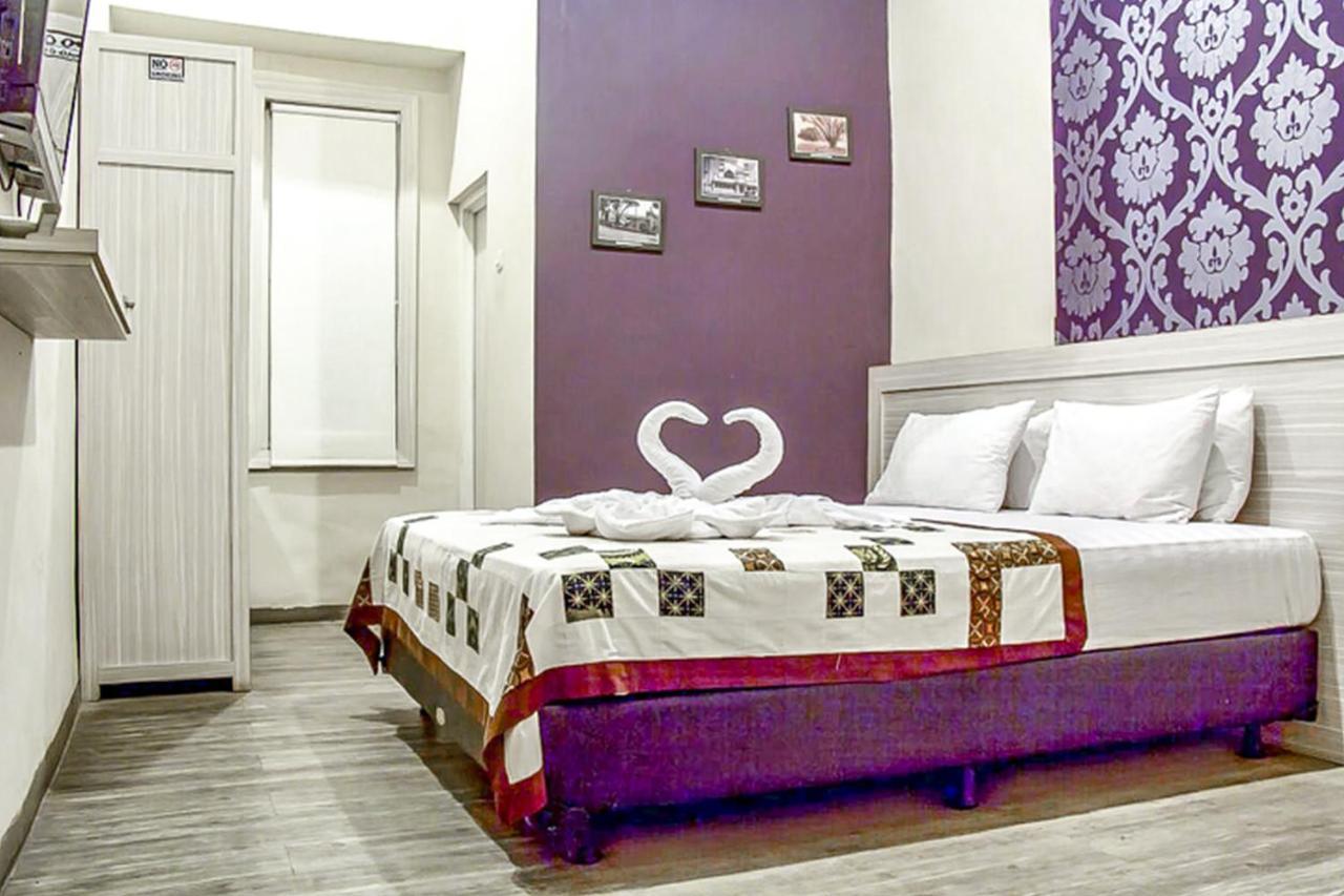 Riche Heritage Hotel Malang Ngoại thất bức ảnh