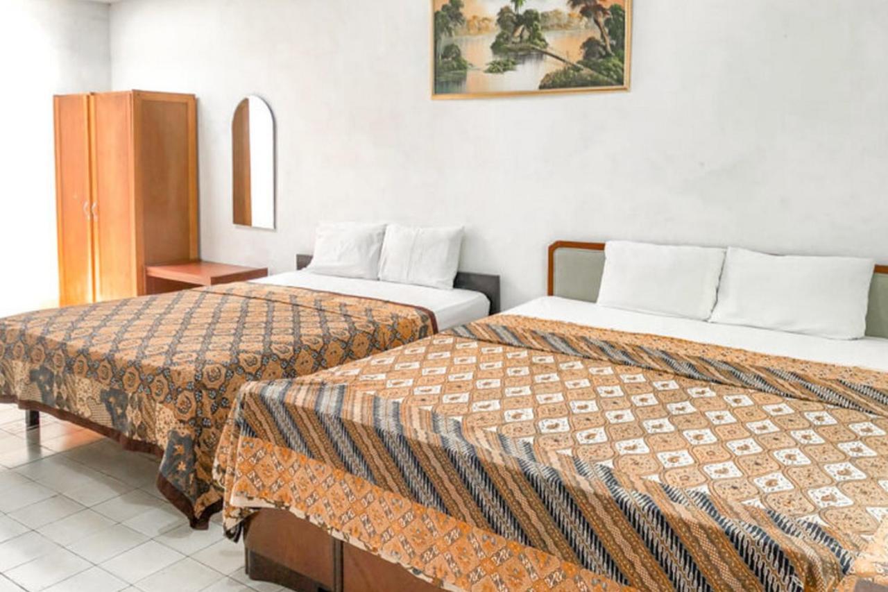 Riche Heritage Hotel Malang Ngoại thất bức ảnh