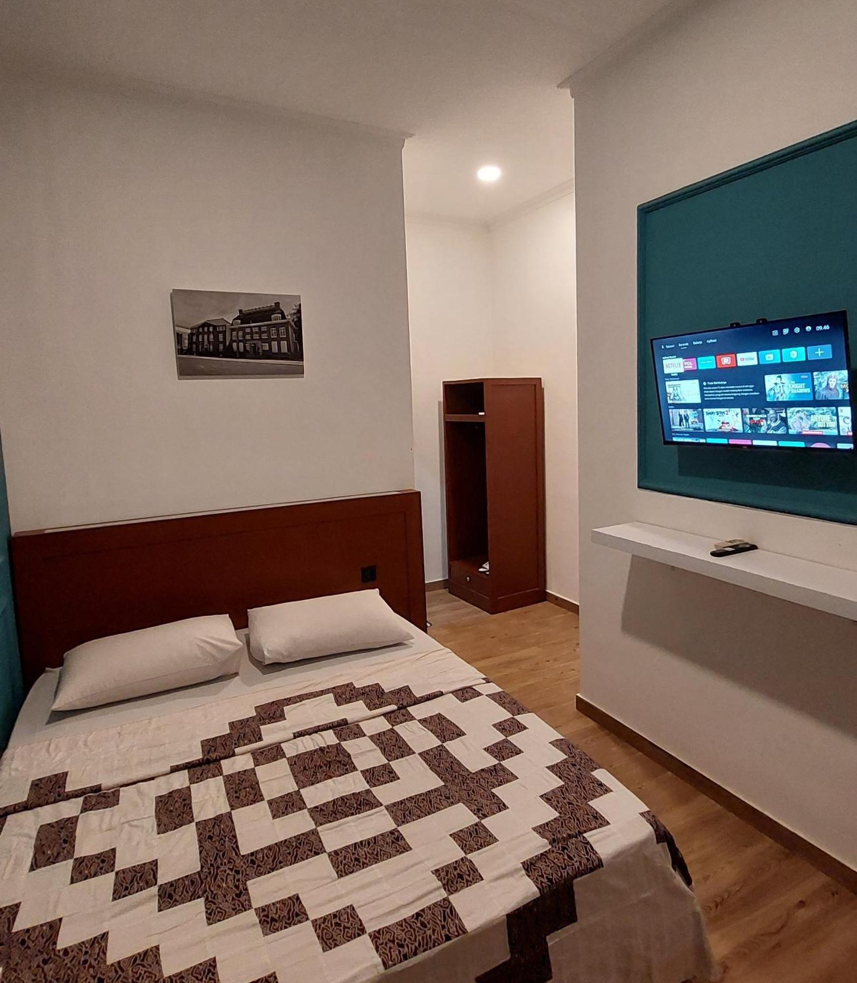 Riche Heritage Hotel Malang Ngoại thất bức ảnh