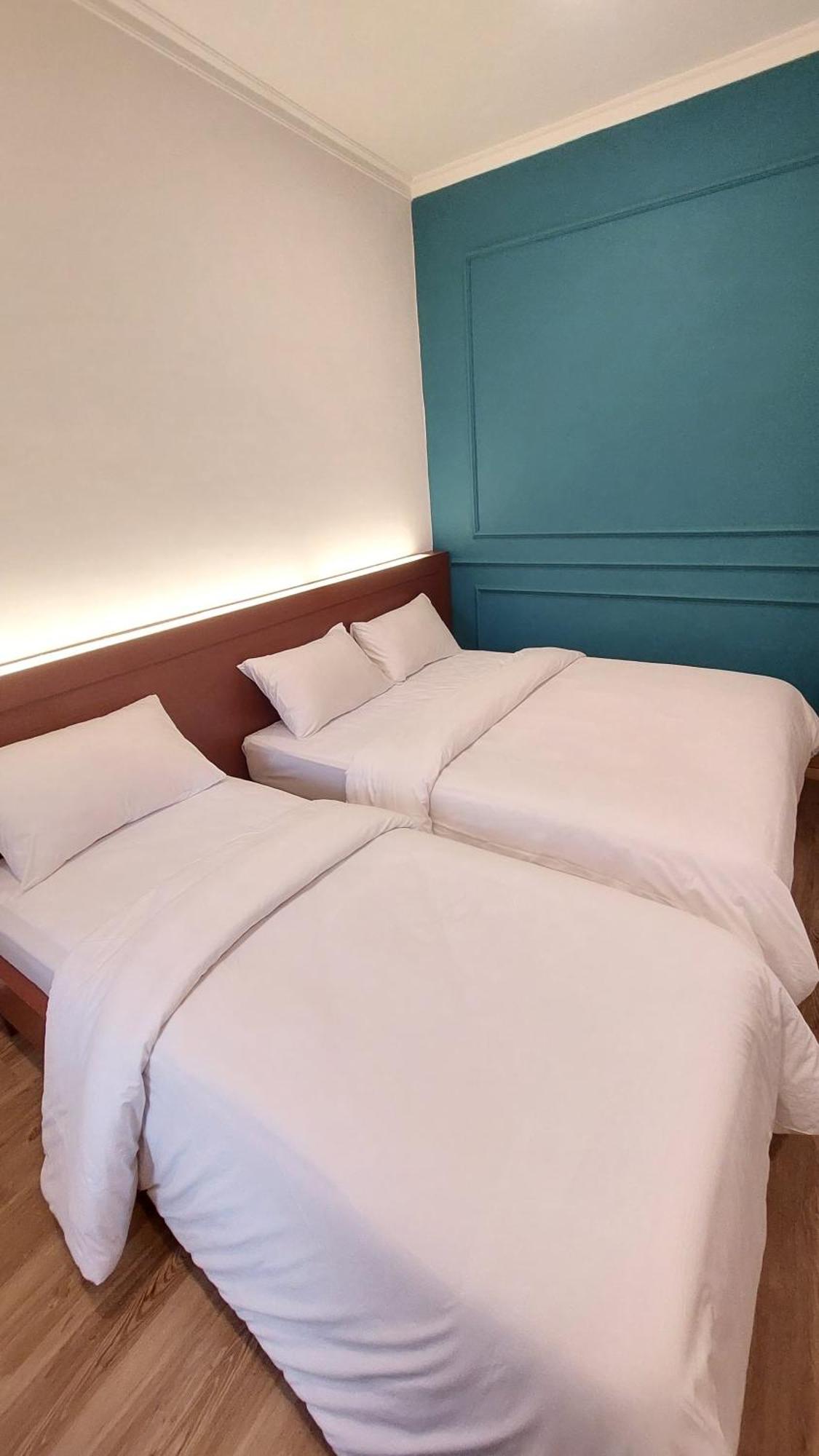 Riche Heritage Hotel Malang Ngoại thất bức ảnh