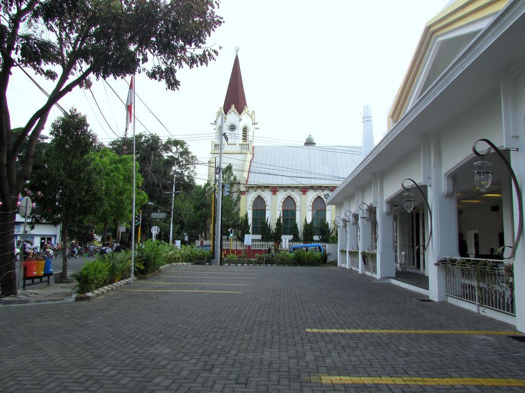 Riche Heritage Hotel Malang Ngoại thất bức ảnh