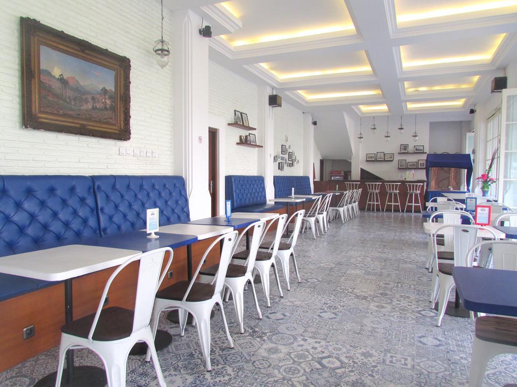 Riche Heritage Hotel Malang Ngoại thất bức ảnh