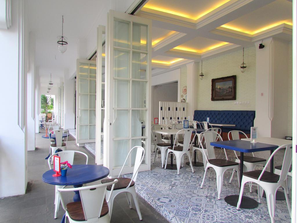 Riche Heritage Hotel Malang Ngoại thất bức ảnh