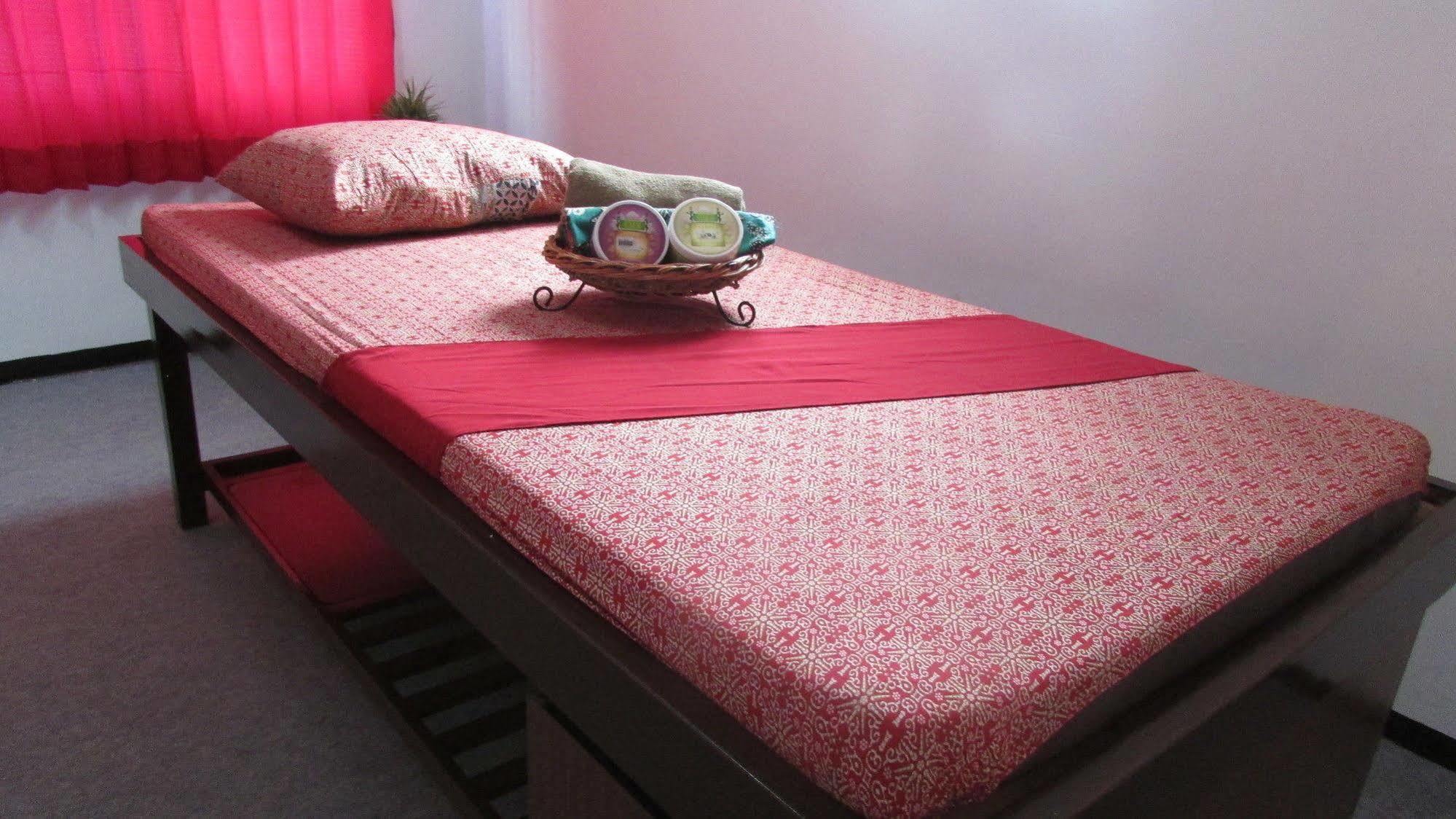 Riche Heritage Hotel Malang Ngoại thất bức ảnh